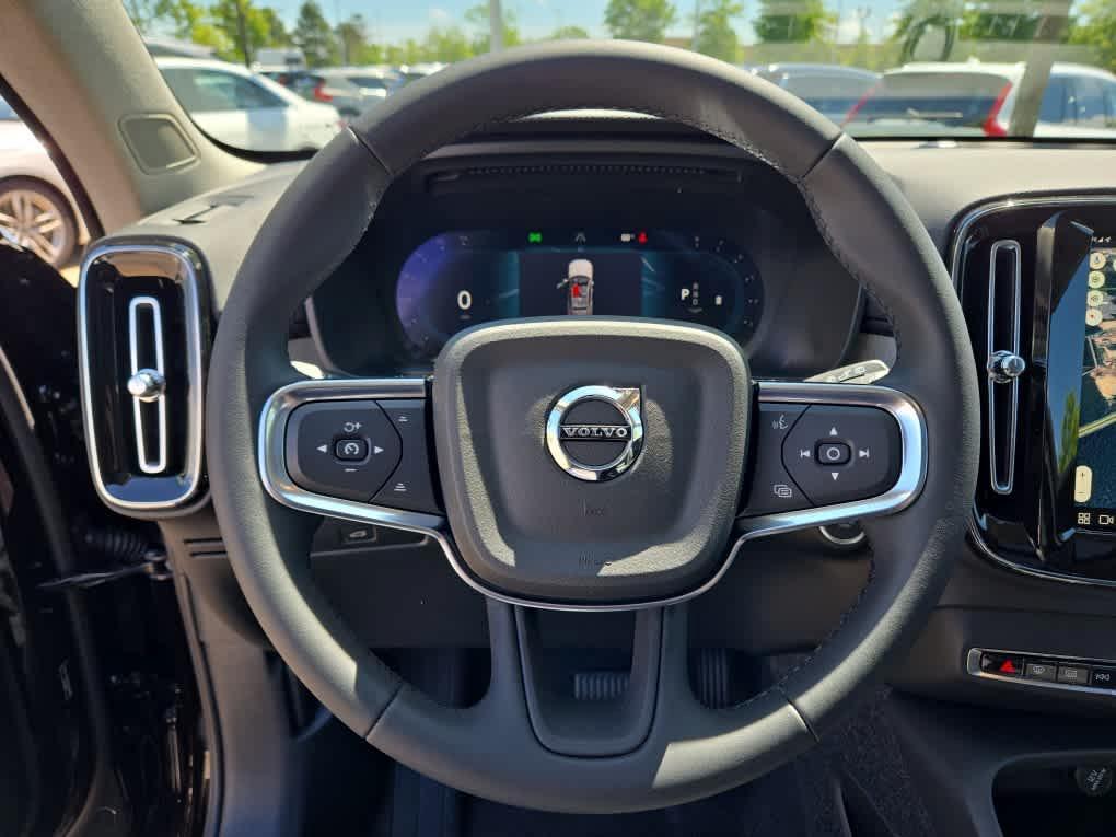 new 2025 Volvo XC40 car, priced at $49,810
