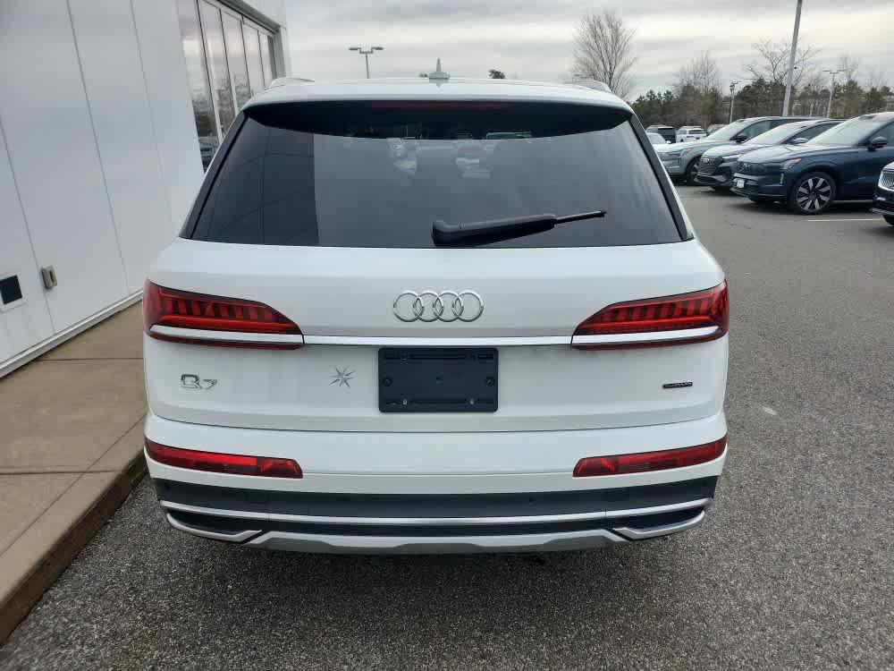 used 2023 Audi Q7 car, priced at $40,900