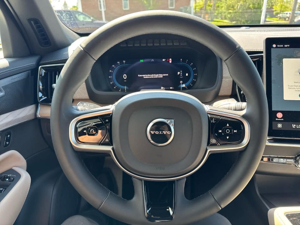 new 2025 Volvo XC90 car, priced at $69,155