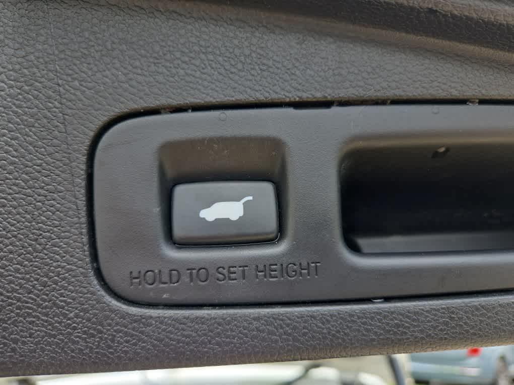 used 2020 Honda CR-V car, priced at $28,400