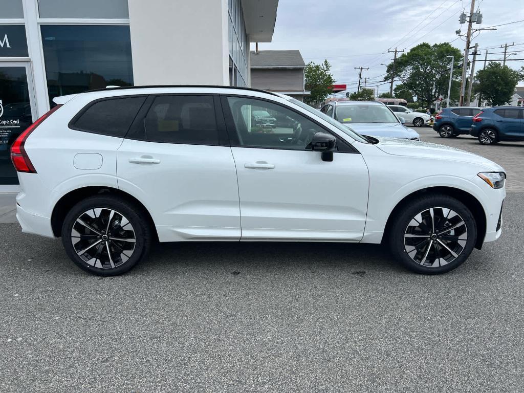 new 2026 Volvo XC60 car, priced at $57,985