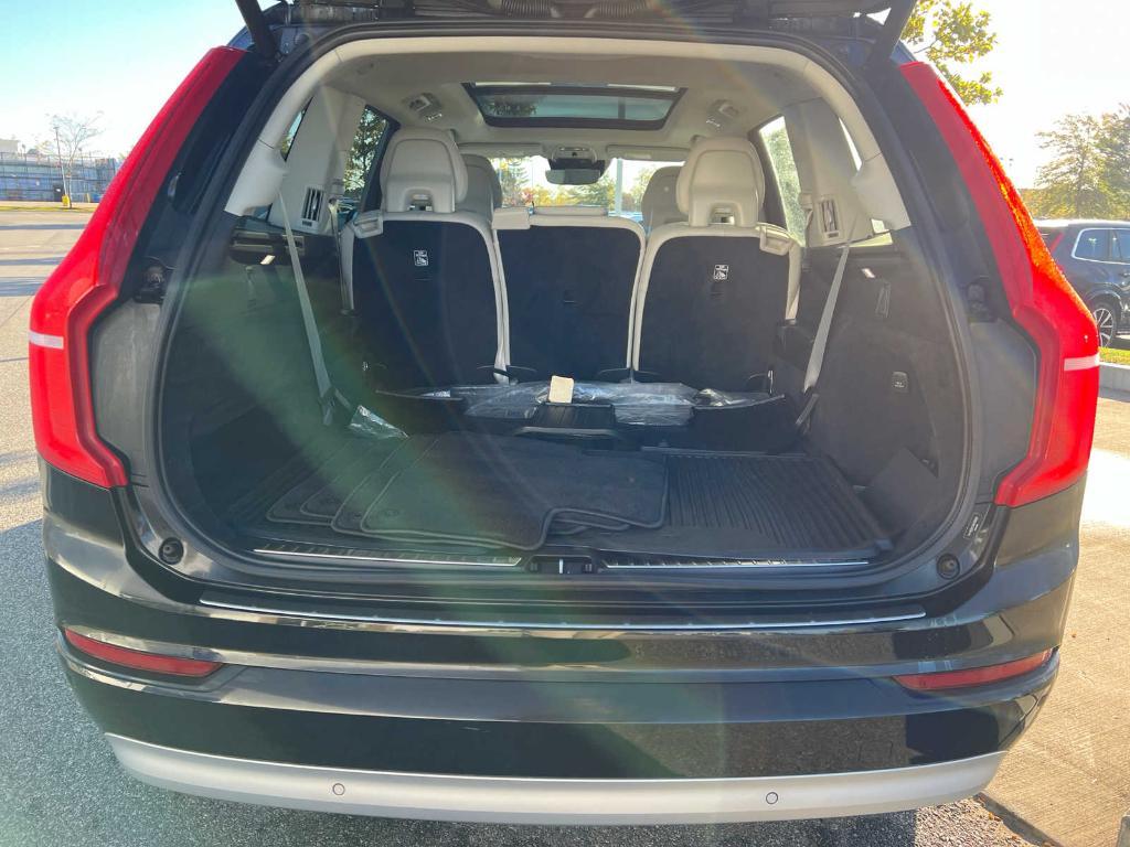 used 2022 Volvo XC90 car, priced at $33,900