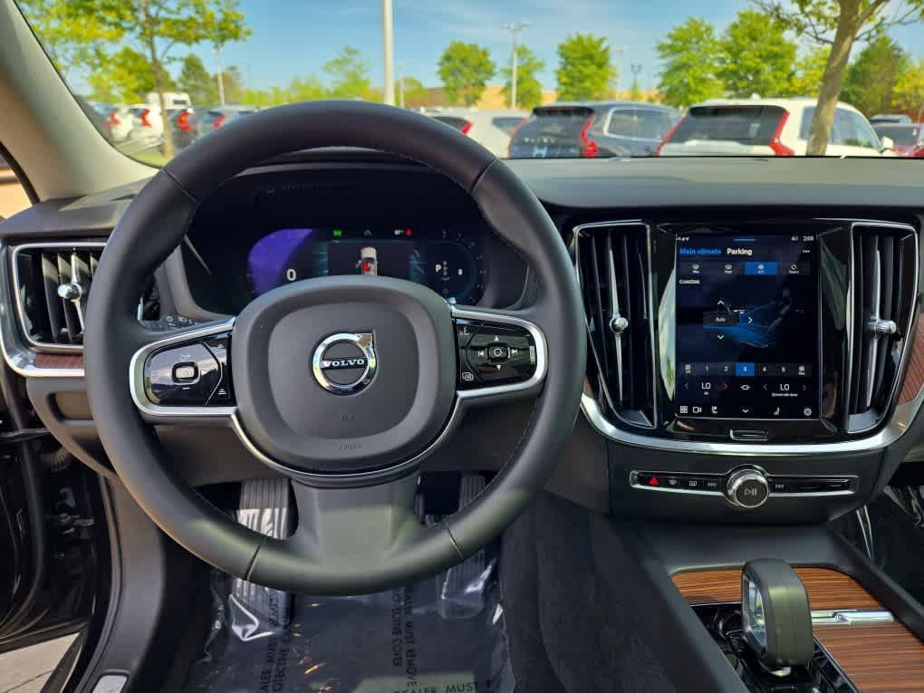 used 2024 Volvo V60 Cross Country car, priced at $42,500