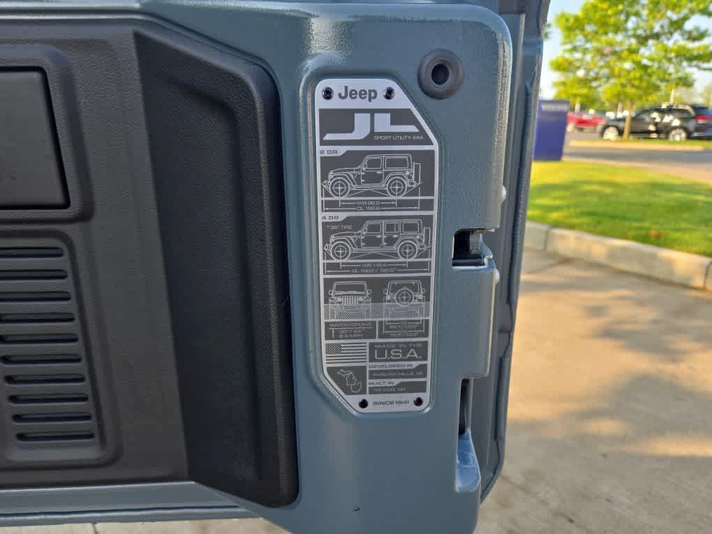 used 2024 Jeep Wrangler 4xe car, priced at $39,800