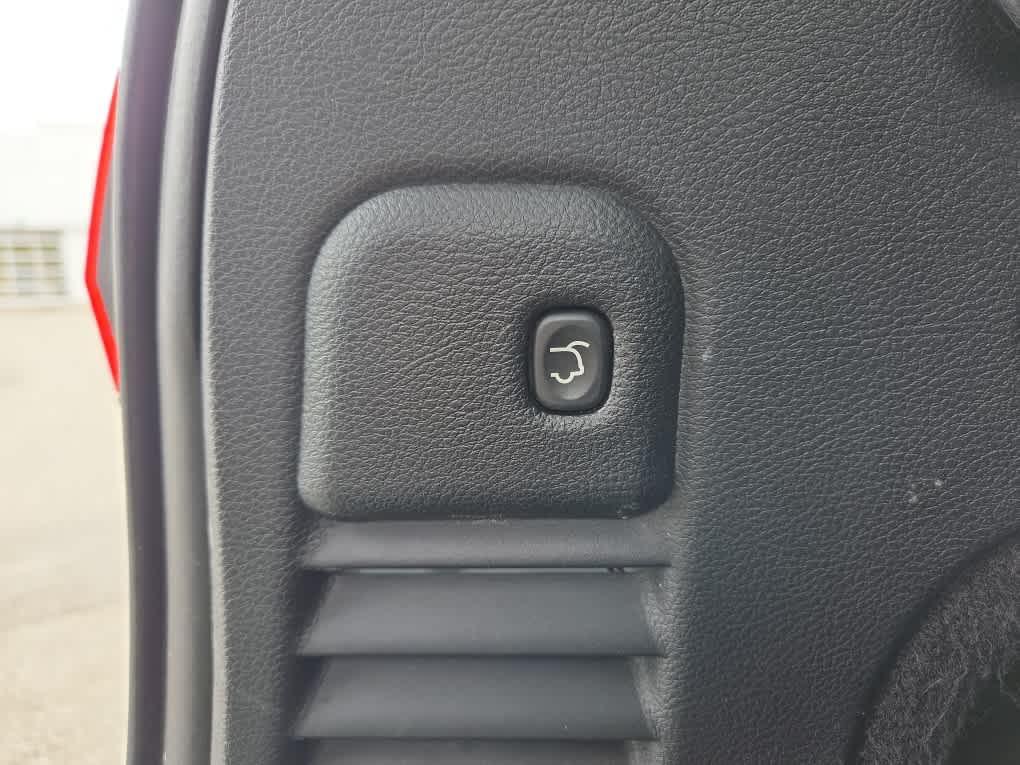 used 2018 Jeep Grand Cherokee car, priced at $17,900