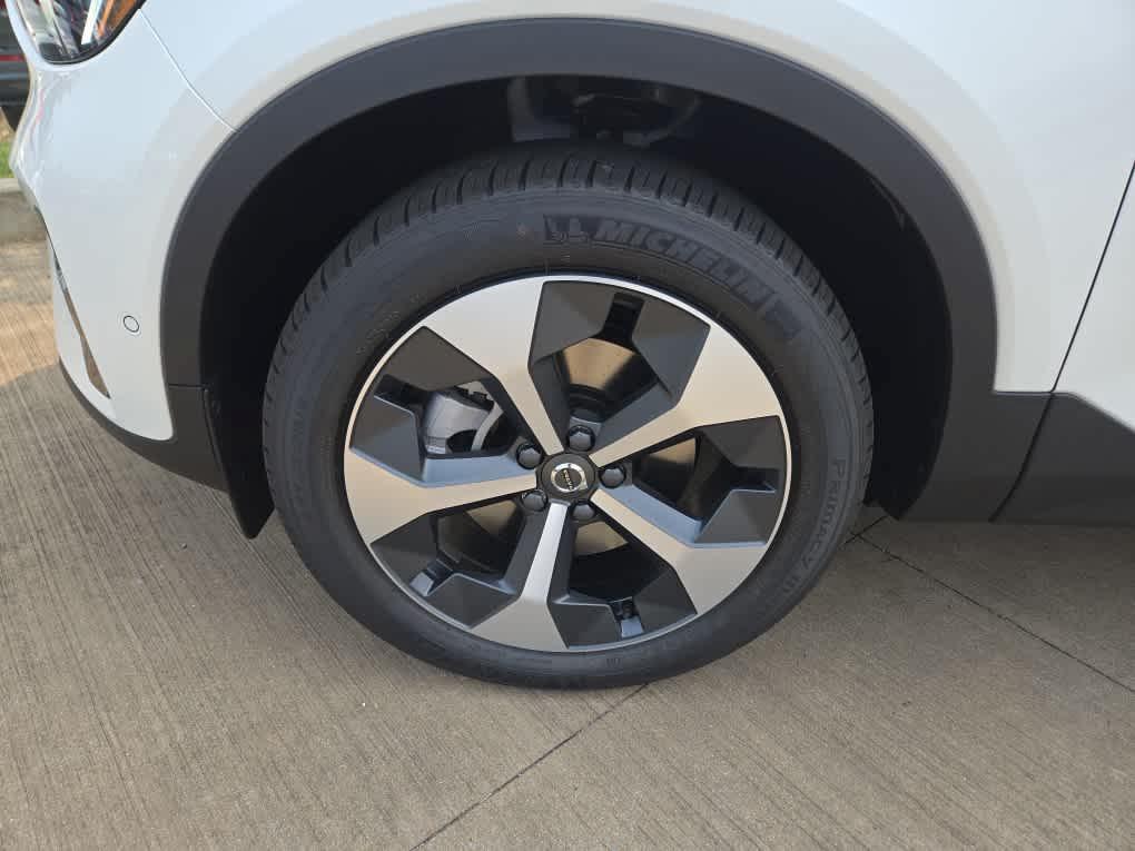 new 2026 Volvo XC40 car, priced at $50,150