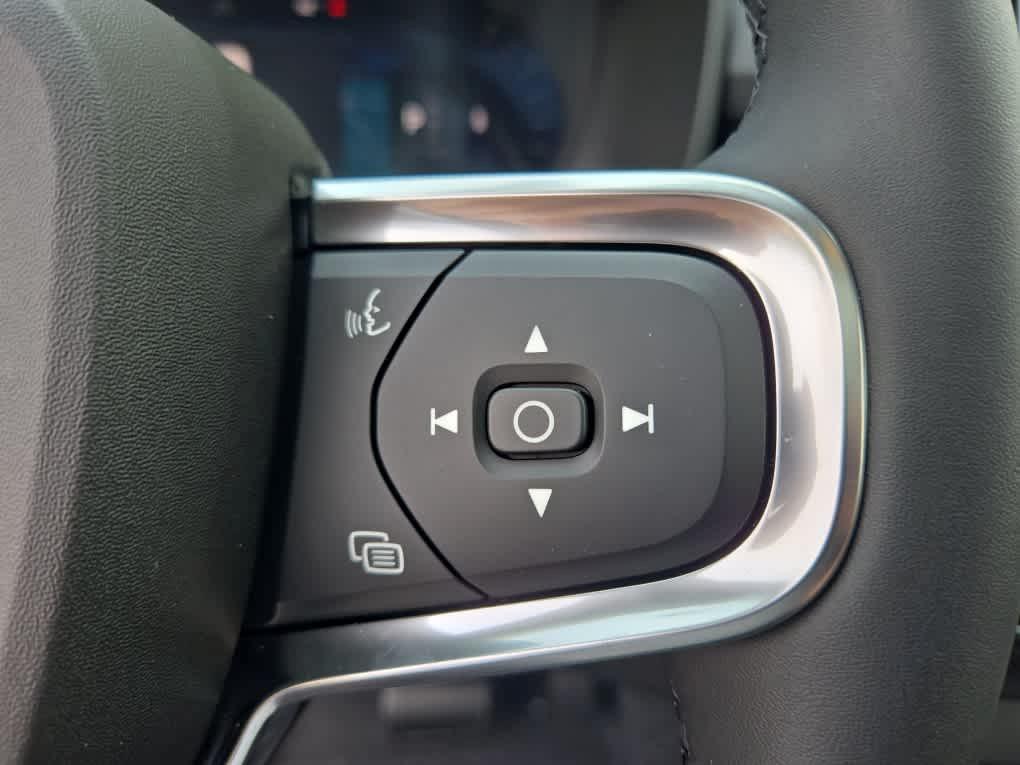 new 2026 Volvo XC40 car, priced at $50,150