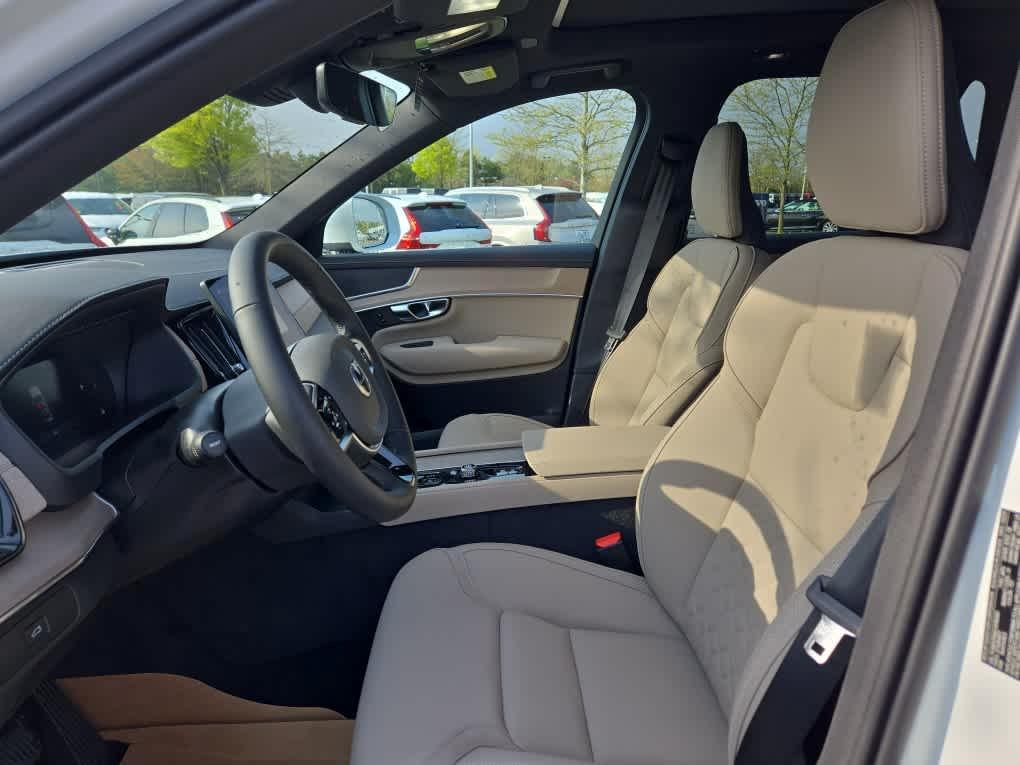 new 2025 Volvo XC90 car, priced at $60,545