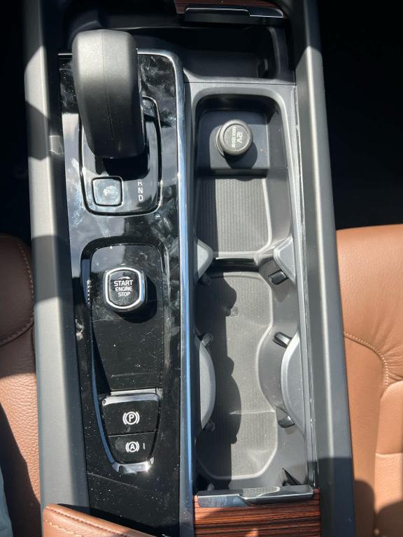 new 2025 Volvo XC60 car, priced at $56,155