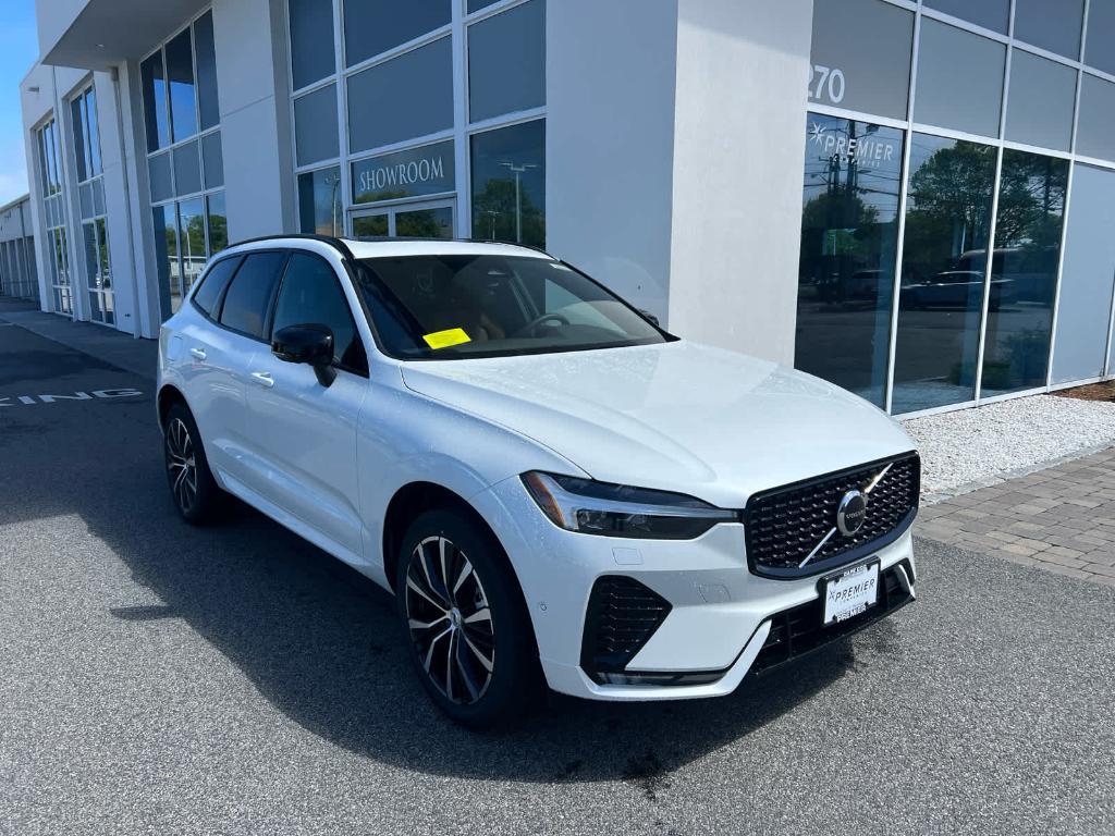 new 2025 Volvo XC60 car, priced at $56,155