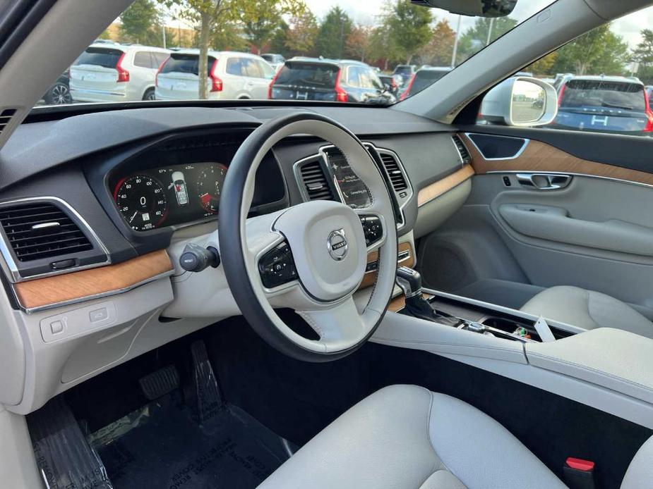 used 2022 Volvo XC90 car, priced at $35,900