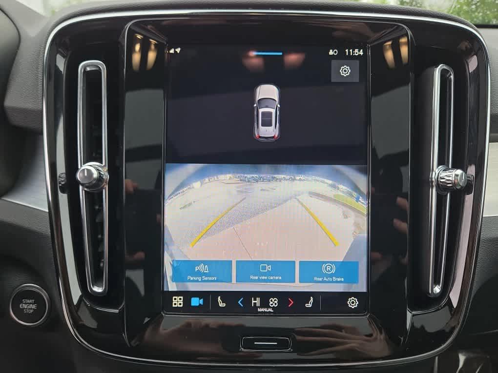 used 2025 Volvo XC40 car, priced at $34,900