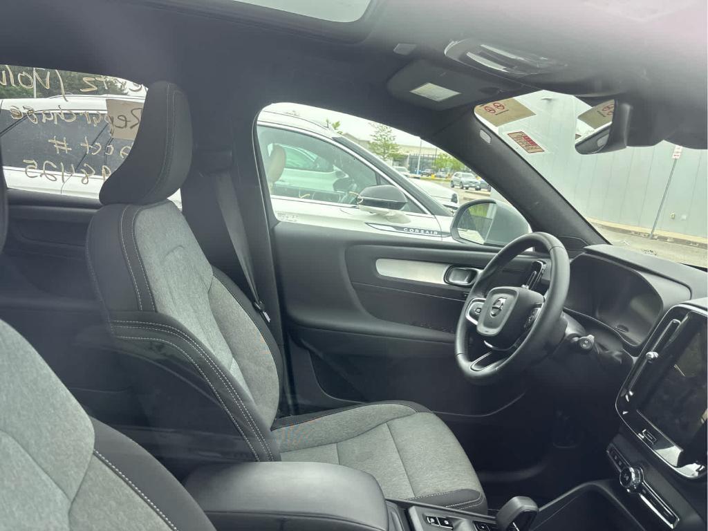 used 2025 Volvo XC40 car, priced at $34,900