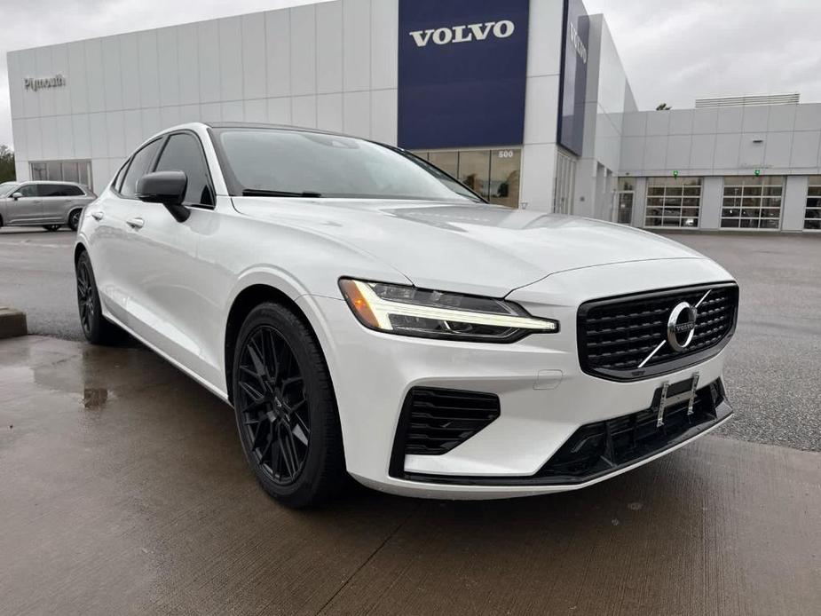 used 2022 Volvo S60 Recharge Plug-In Hybrid car, priced at $32,900