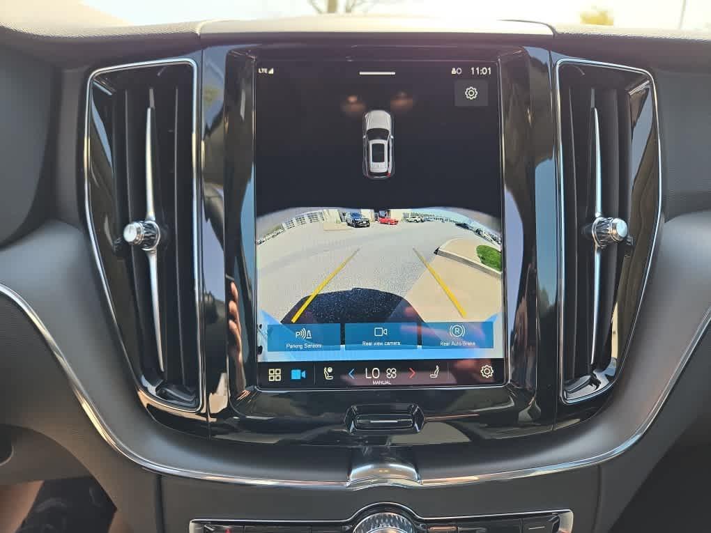 new 2025 Volvo XC60 car, priced at $49,095