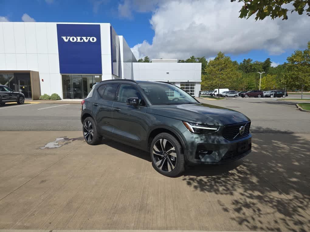 new 2026 Volvo XC40 car, priced at $54,200