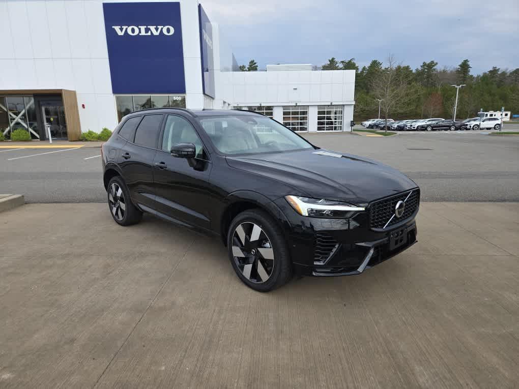new 2025 Volvo XC60 Plug-In Hybrid car, priced at $66,260