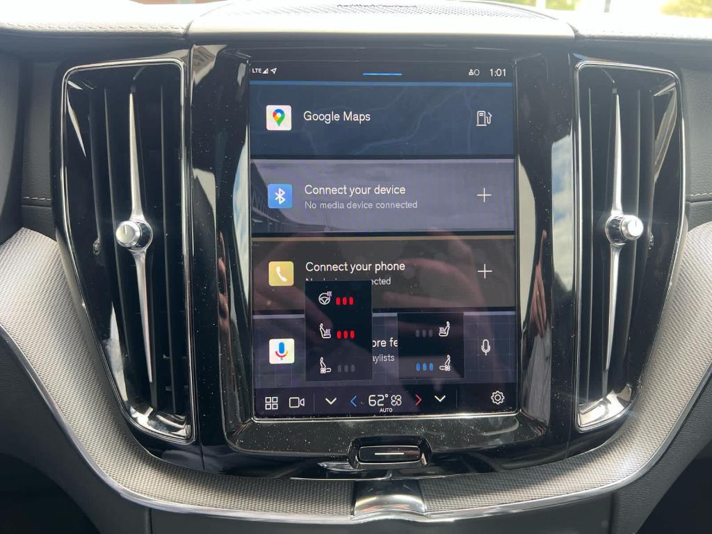new 2025 Volvo XC60 car, priced at $61,555