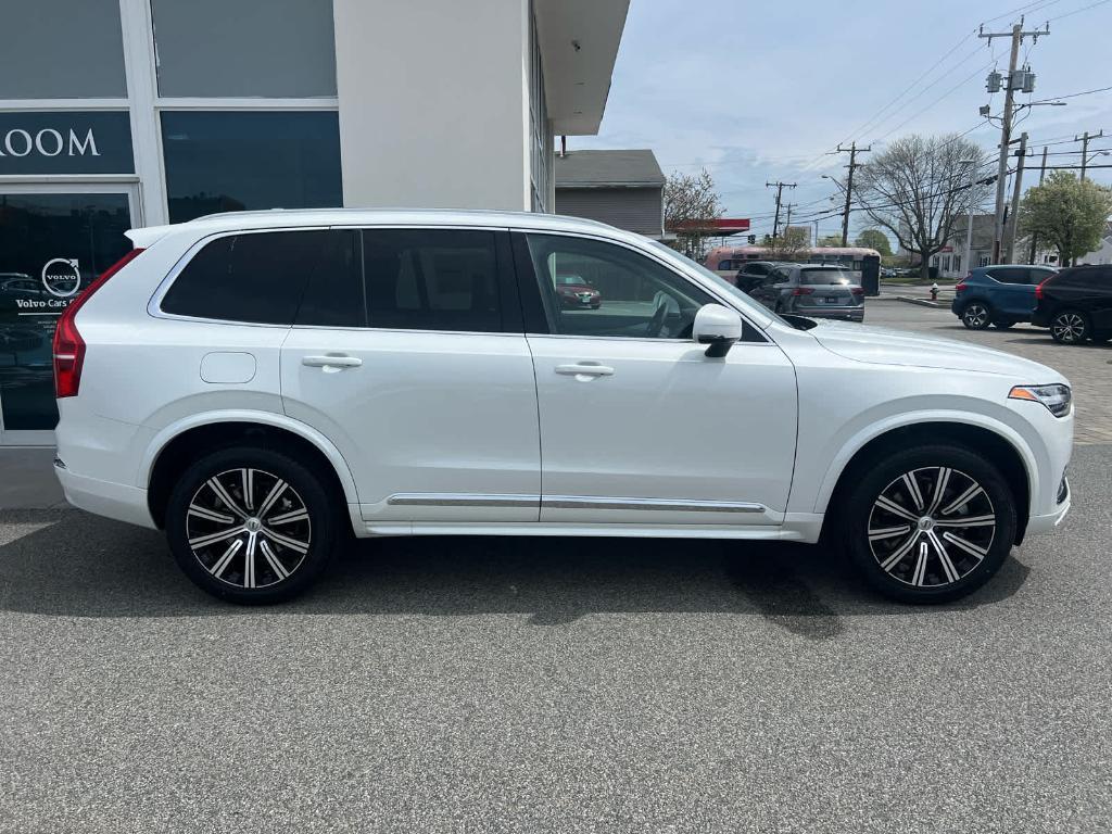 new 2025 Volvo XC90 car, priced at $58,695