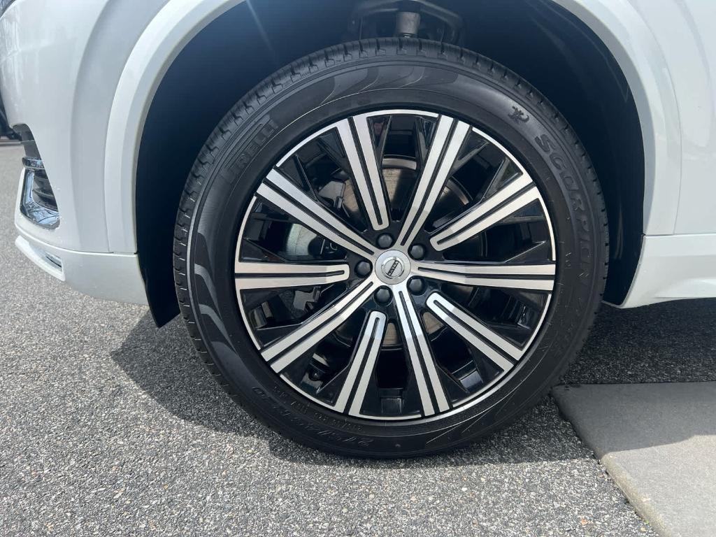 new 2025 Volvo XC90 car, priced at $58,695
