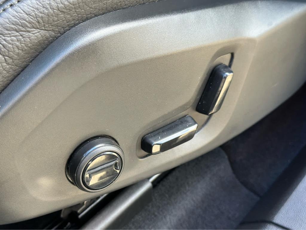 used 2025 Volvo XC60 car, priced at $40,500