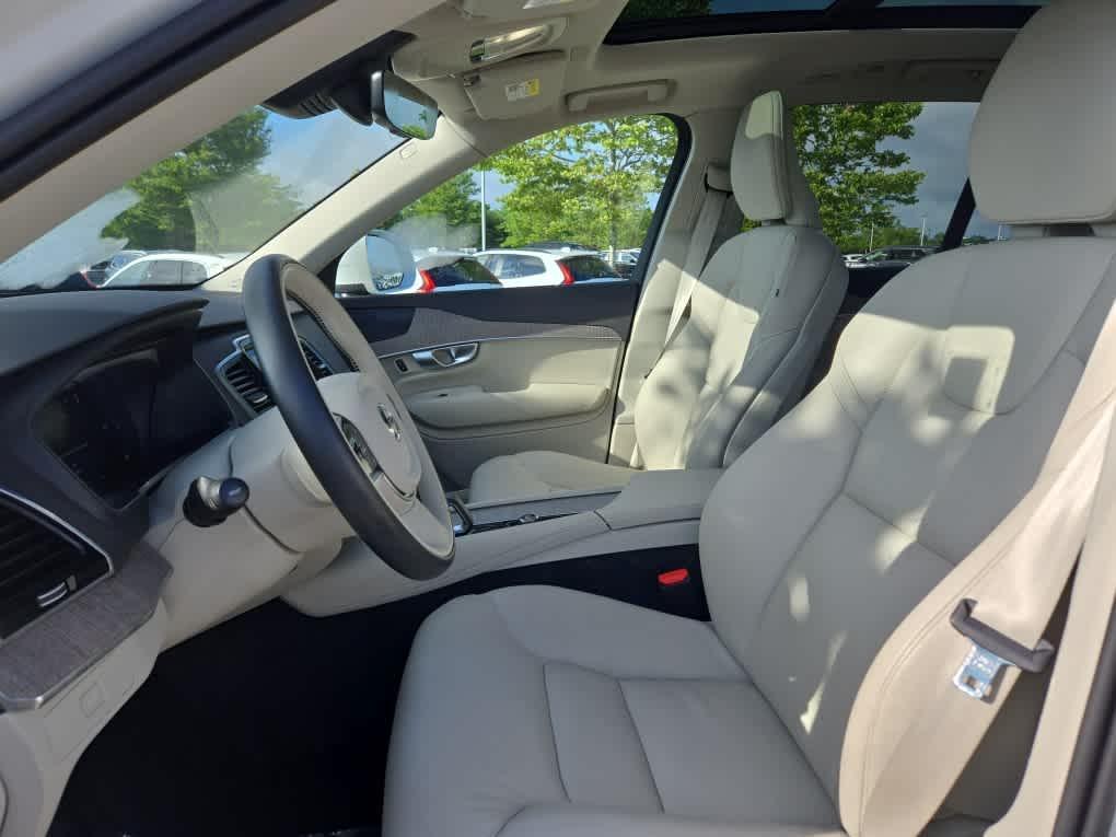 used 2024 Volvo XC90 car, priced at $47,300