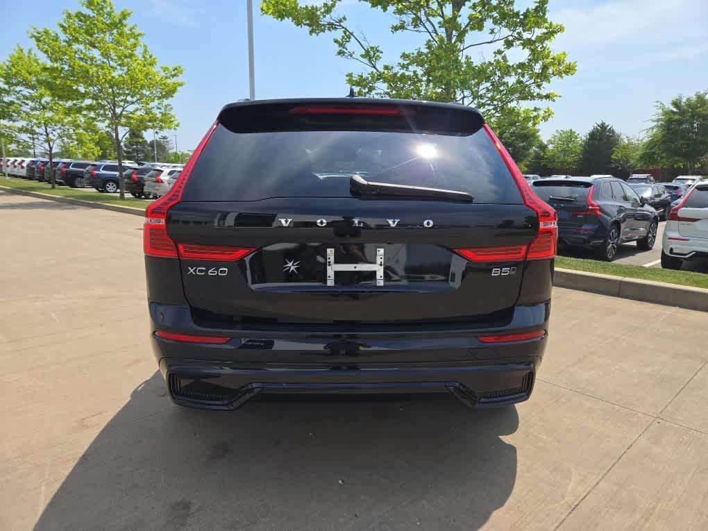 used 2024 Volvo XC60 car, priced at $37,900