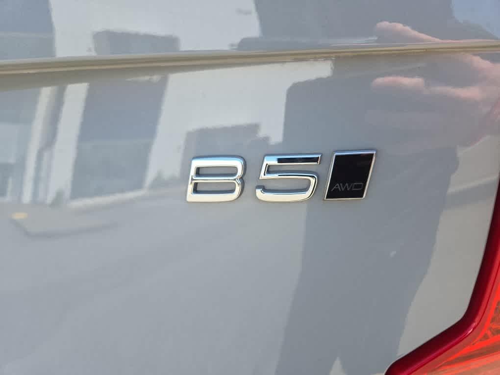 used 2024 Volvo XC90 car, priced at $43,900