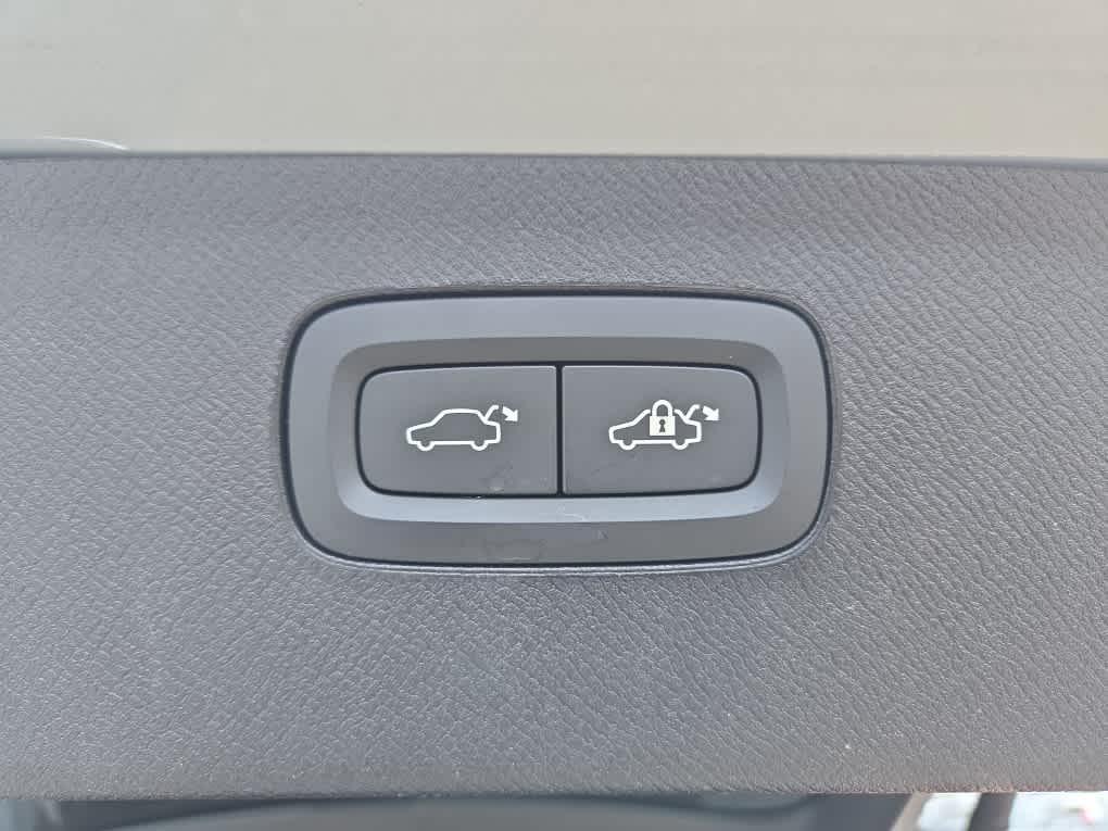 used 2024 Volvo XC90 car, priced at $43,800