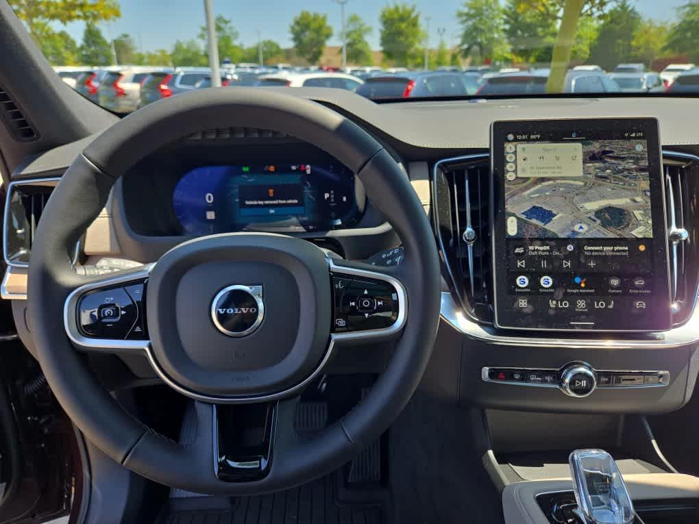 new 2025 Volvo XC90 car