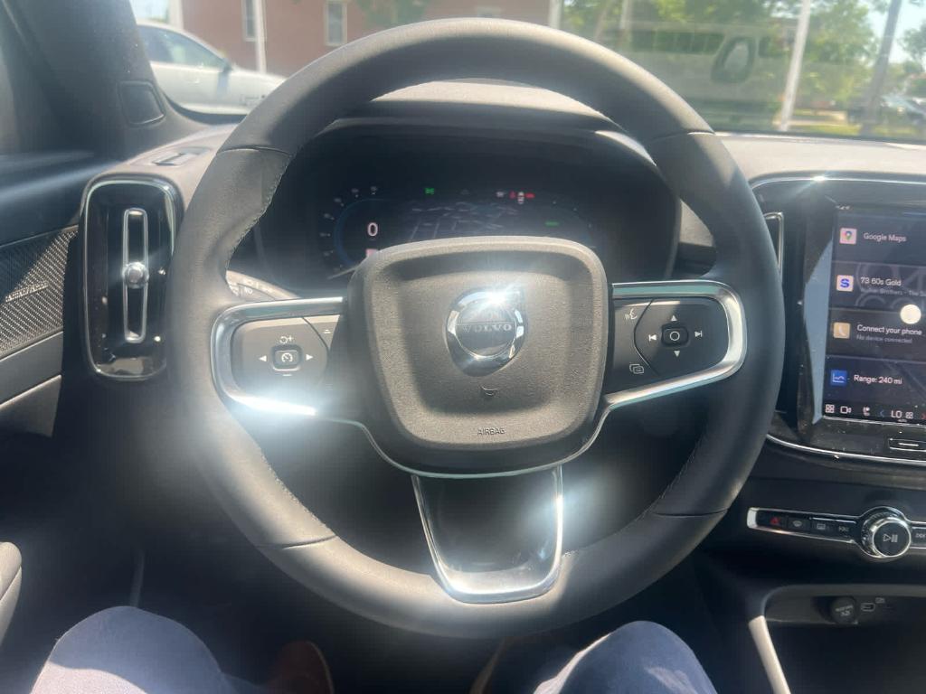 new 2025 Volvo EX40 car, priced at $62,685