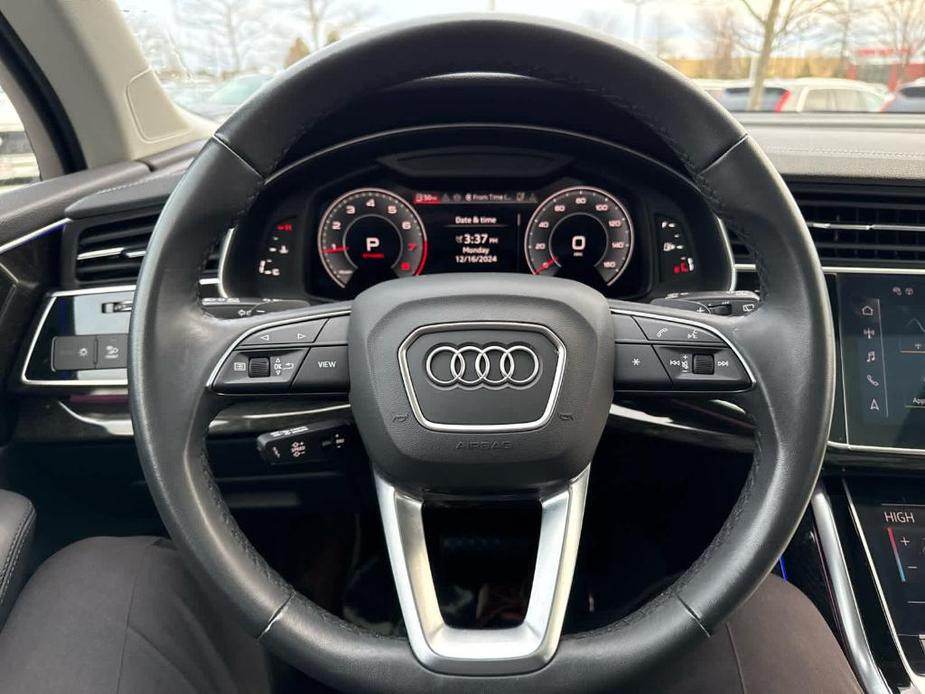 used 2024 Audi Q7 car, priced at $47,900