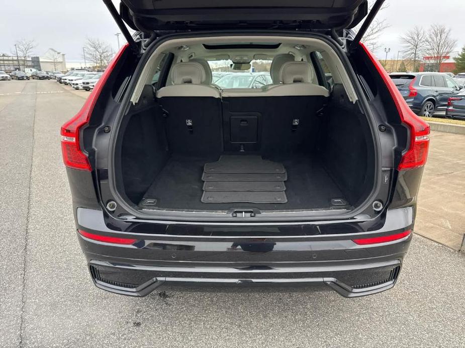 used 2023 Volvo XC60 car, priced at $36,900