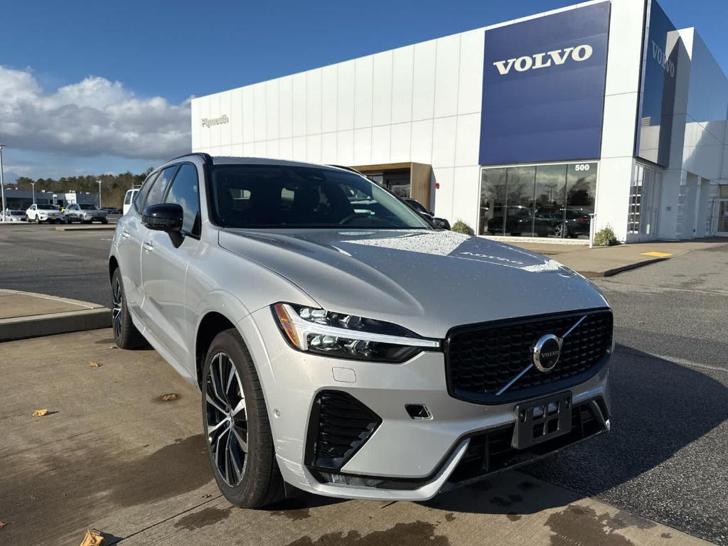 used 2023 Volvo XC60 car, priced at $37,900