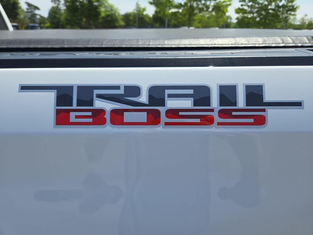 used 2021 Chevrolet Silverado 1500 car, priced at $37,300