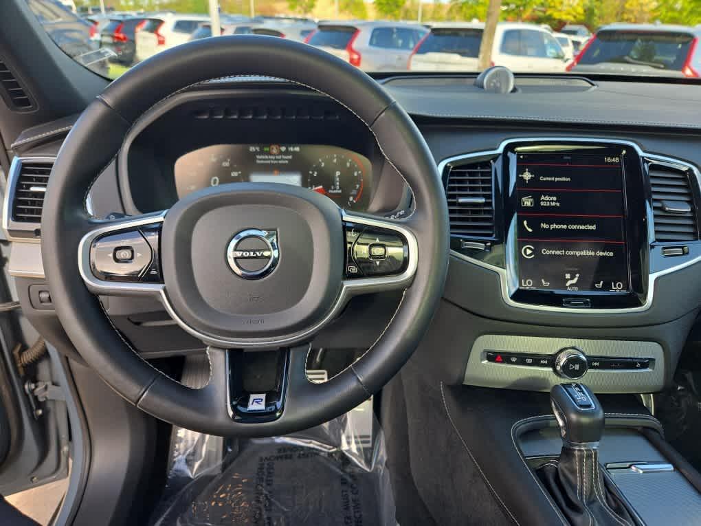 used 2021 Volvo XC90 car, priced at $36,900