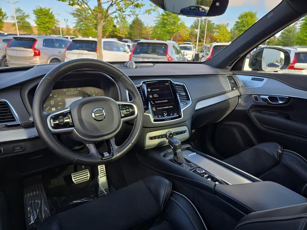 used 2021 Volvo XC90 car, priced at $36,900