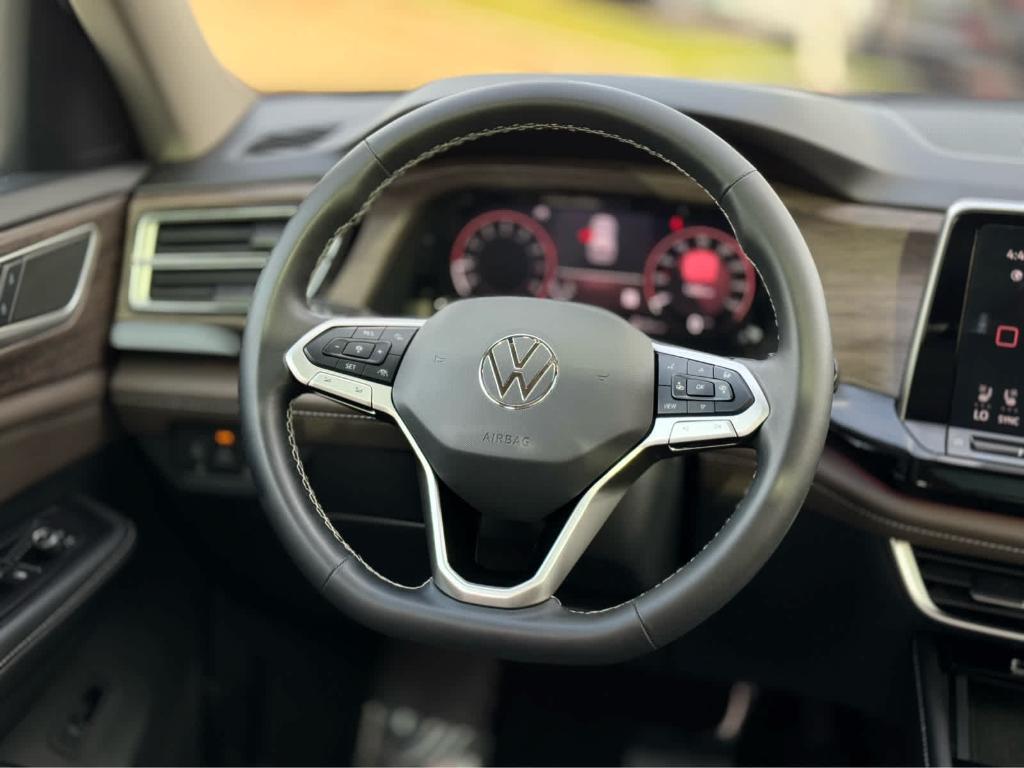 used 2024 Volkswagen Atlas car, priced at $35,800