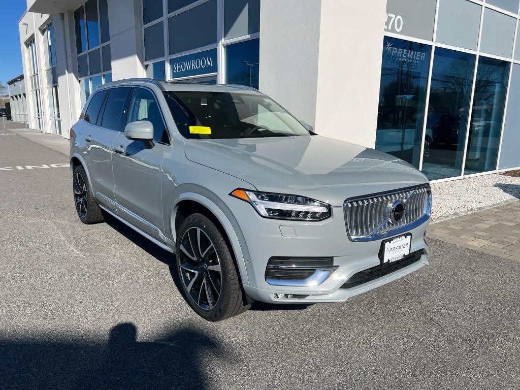 new 2025 Volvo XC90 car, priced at $63,665