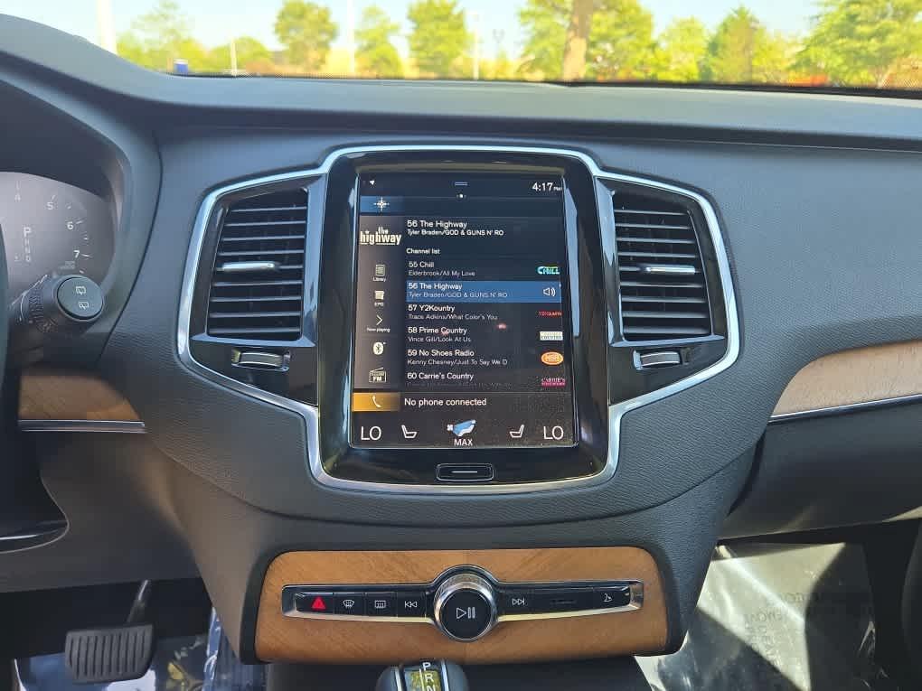 used 2022 Volvo XC90 car, priced at $39,900