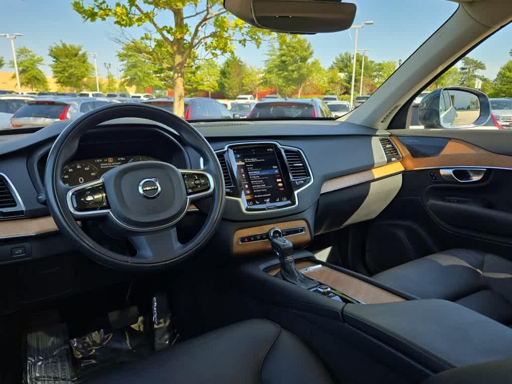 used 2022 Volvo XC90 car, priced at $39,900