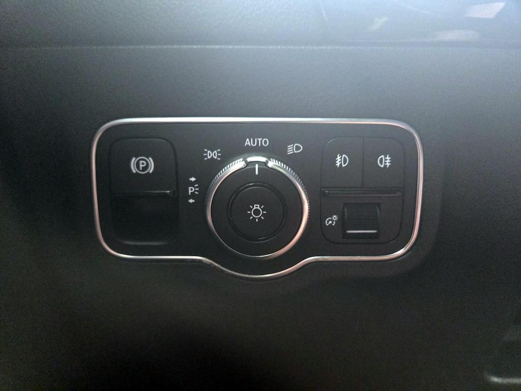 used 2021 Mercedes-Benz GLA 250 car, priced at $24,998
