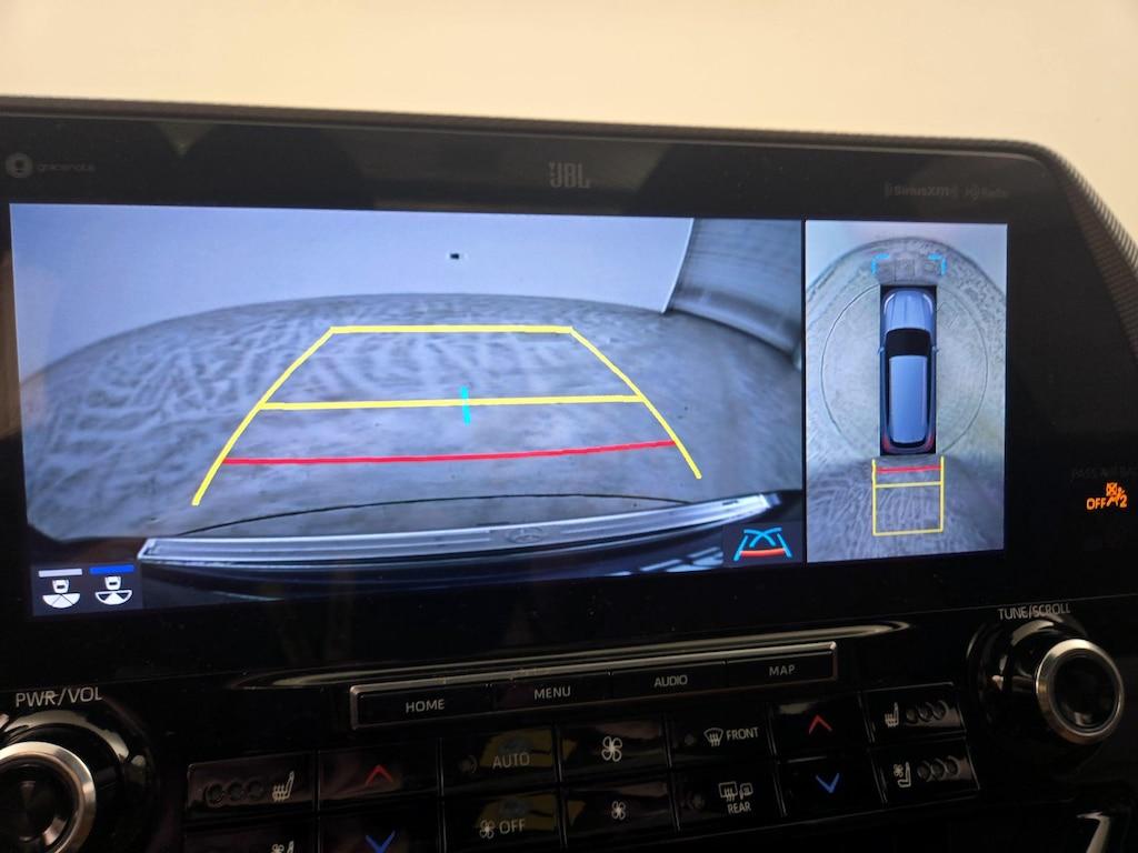 used 2021 Toyota Highlander car, priced at $41,998