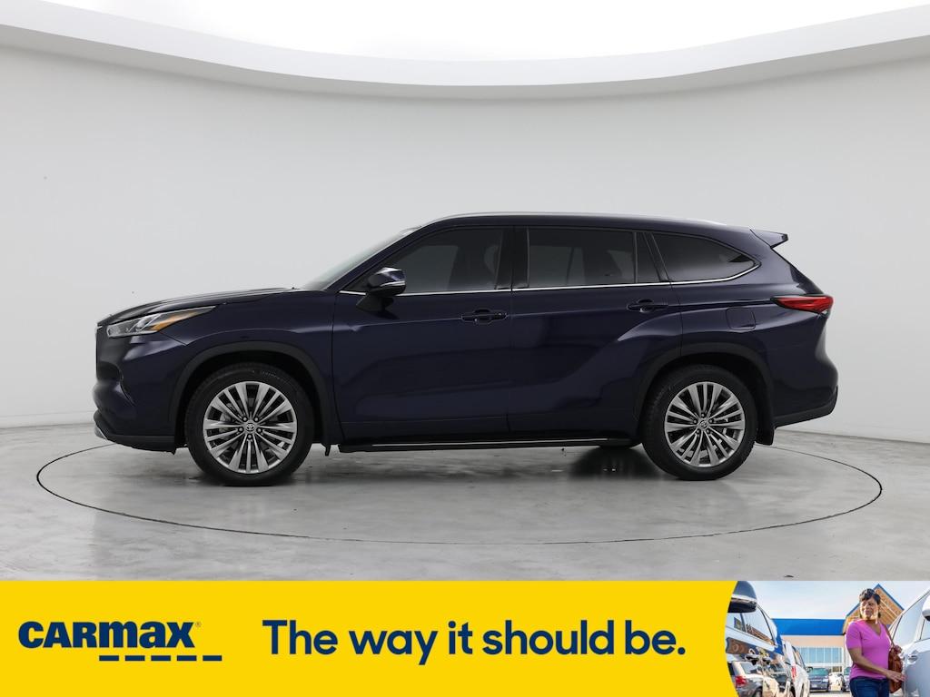 used 2021 Toyota Highlander car, priced at $41,998