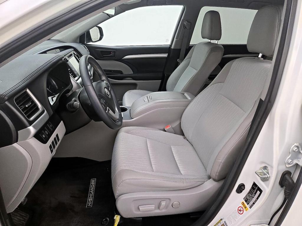 used 2018 Toyota Highlander car, priced at $27,998