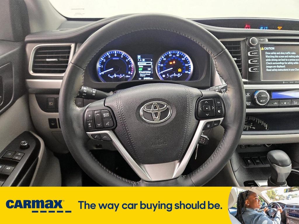 used 2018 Toyota Highlander car, priced at $27,998
