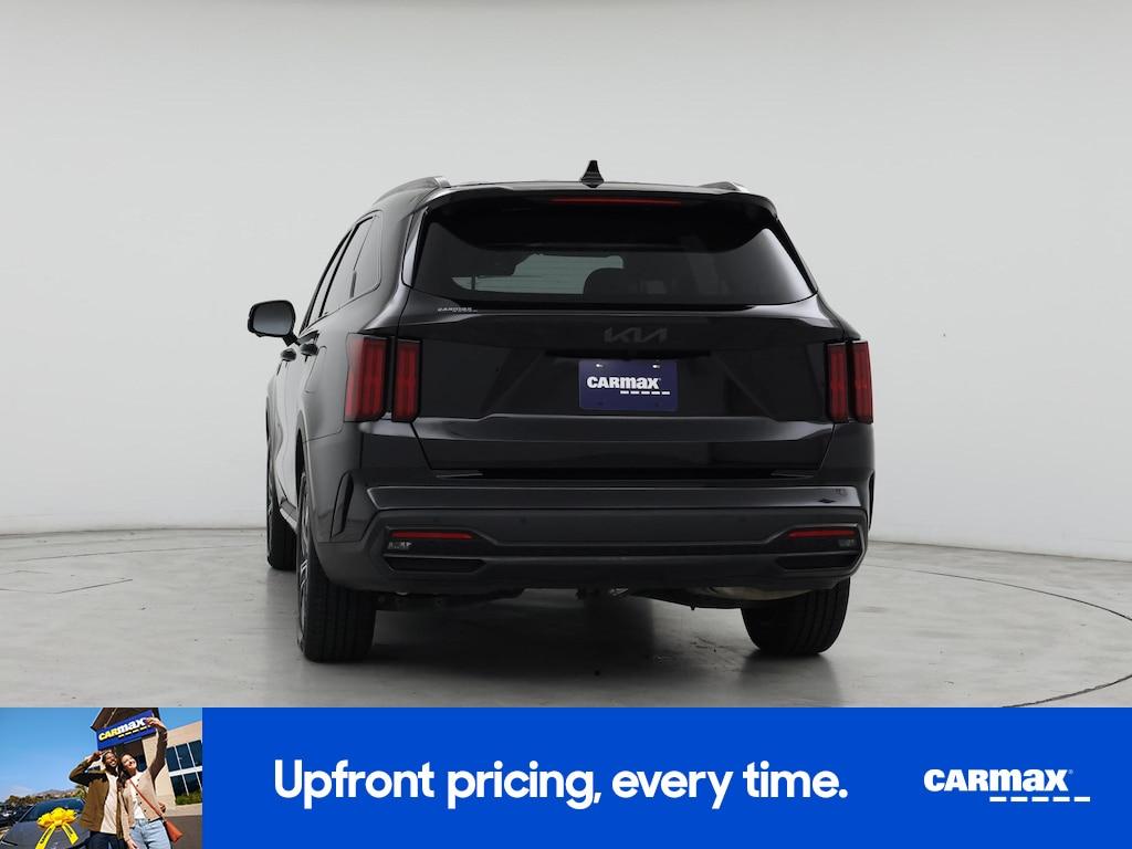 used 2022 Kia Sorento Plug-In Hybrid car, priced at $33,998