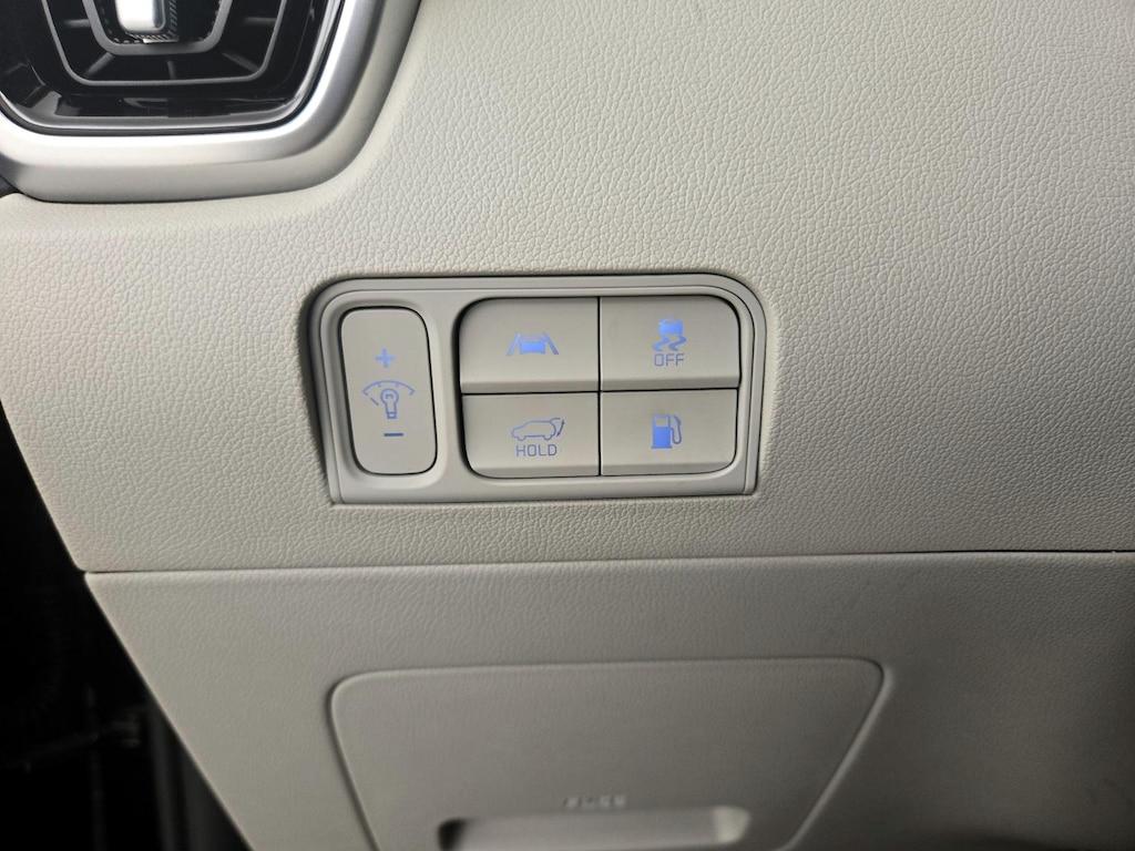 used 2022 Kia Sorento Plug-In Hybrid car, priced at $33,998