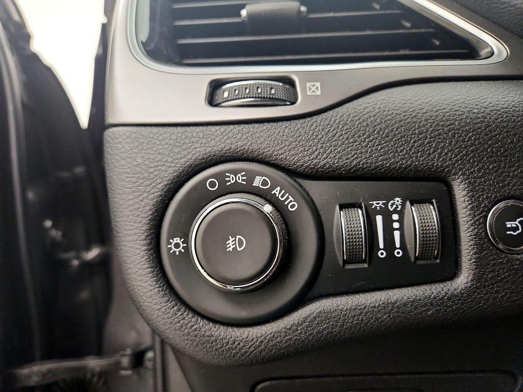 used 2019 Jeep Cherokee car, priced at $15,998
