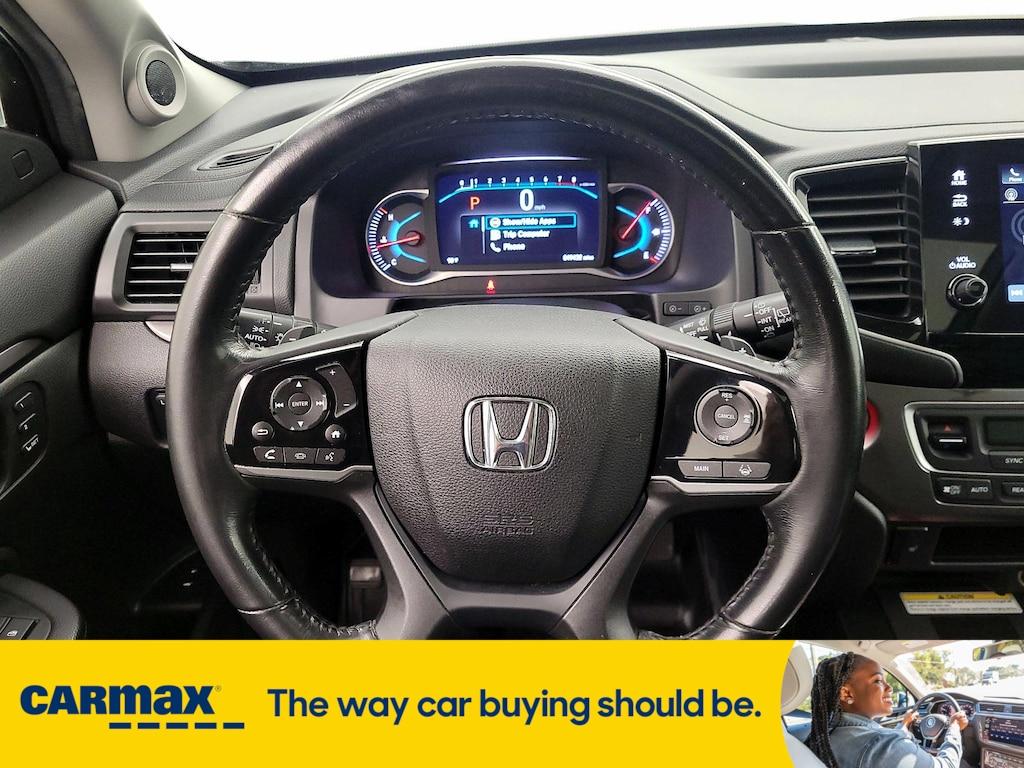 used 2022 Honda Pilot car, priced at $29,998